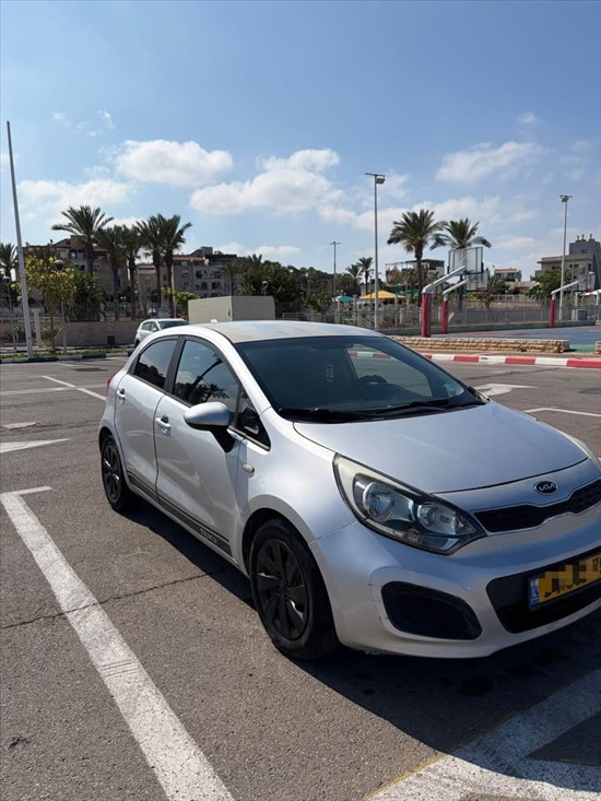 תמונה 2 ,קיה ריו יד 4 2013 170000 ק"מ