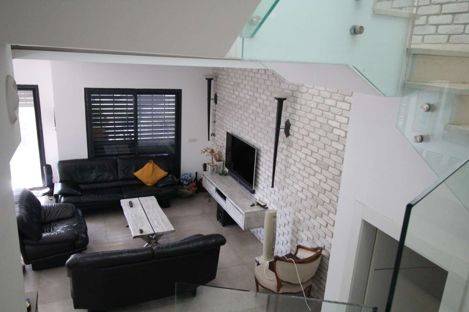 קוטג למכירה 8 חדרים בשוהם צורן 