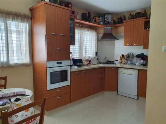דירה למכירה 4.5 חדרים בפתח תקווה עין גנים עין גנים