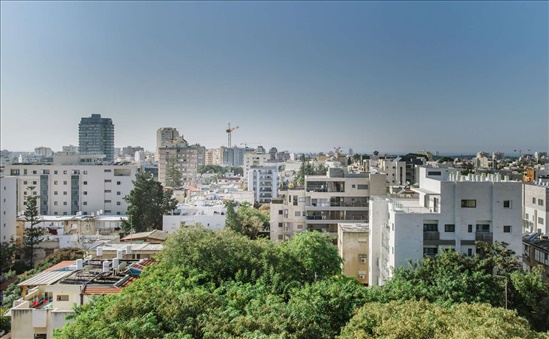 דירת גג למכירה 4 חדרים בהרצליה הירוקה הדר