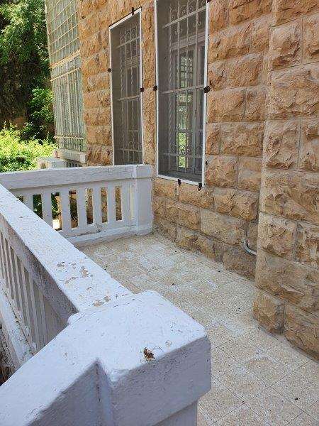 דירת גן למכירה 3 חדרים בירושלים טלביה בלפור 