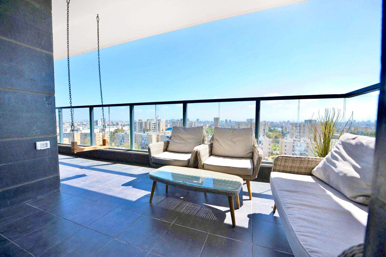 דירה למכירה 4 חדרים בבת ים הרב ניסנבאום 