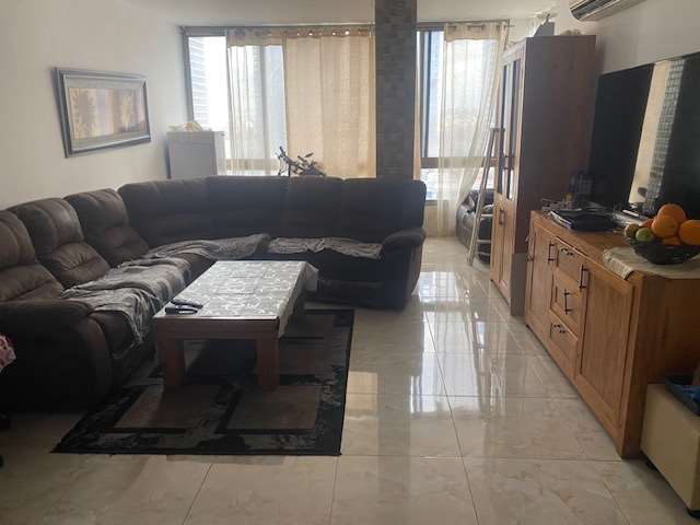 דירת גג למכירה 6 חדרים ברמת גן נחלת גנים דרך בן גוריון
