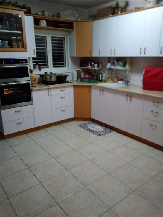 דירה למכירה 4 חדרים בפתח תקווה ביהח השרון בלפור