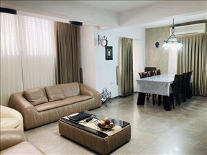 דירת גן למכירה 4 חדרים בחולון החצב 