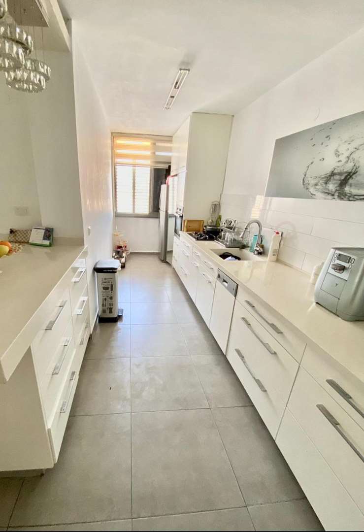 דירה למכירה 3 חדרים בבת ים ירושלים 