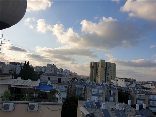 דירת גג למכירה 4 חדרים בפתח תקווה מרכז רמבם