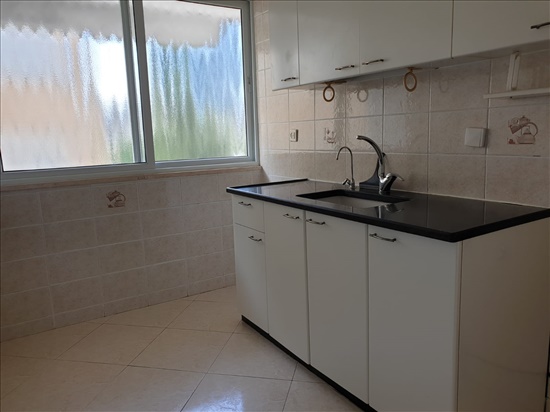 דירה למכירה 4 חדרים בפתח תקווה קרול ברוידה