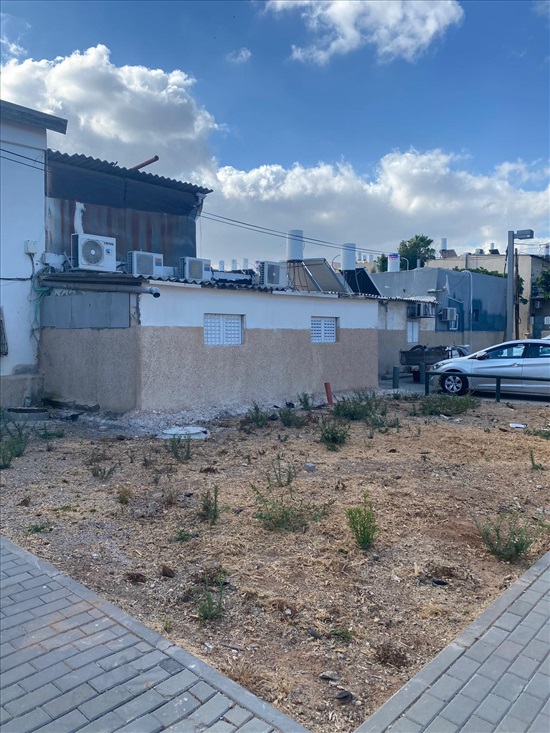 מגרש למגורים למכירה 1 חדרים בתל אביב יפו שכונת התקווה יורם 13 