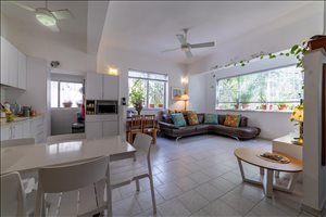 דירה למכירה 4.5 חדרים בתל אביב יפו טהון 