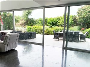 וילה למכירה 6 חדרים בסביון www.yokra-estate.co.il 