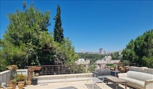 פנטהאוז למכירה 4 חדרים בירושלים הרב ברלין 