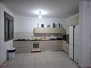 דירה למכירה 5 חדרים בחדרה הירדן 