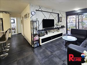 דירה למכירה 5 חדרים בחולון פנחס לבון 20 