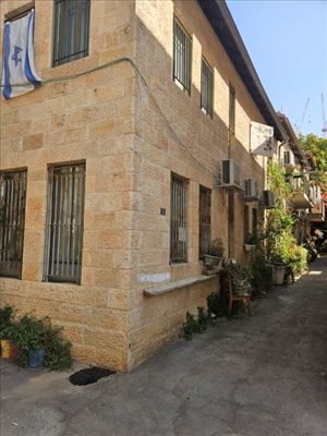 טריפלקס למכירה 5 חדרים בירושלים נוב 