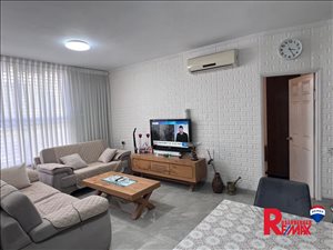 דירה למכירה 4 חדרים בבת ים ההסתדרות 10 