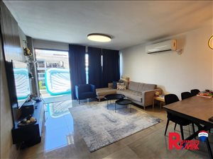 דירה למכירה 5 חדרים בחולון קרית בן גוריון משעול ענבר 10 