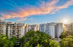 דירה למכירה 5 חדרים בתל אביב יפו אורי צבי גרינברג 