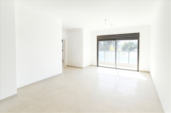 תמונה 4 ,דירה 3 חדרים, אטרוג יפה נוף מעלות תרשיחא