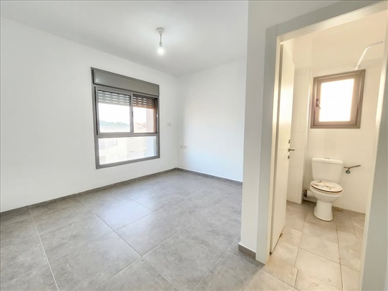 תמונה 4 ,דירה 4 חדרים, מירון אורנים מעלות תרשיחא