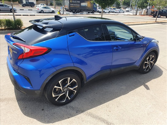 תמונה 2 ,טויוטה C-HR יד 2 2017 147000 ק"מ