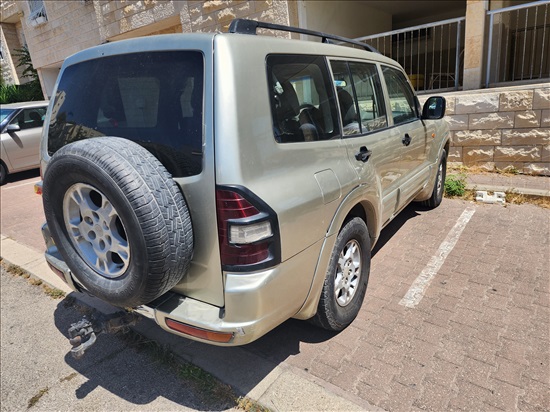 תמונה 4 ,מיצובישי פאג`רו יד 1 2003 320000 ק"מ