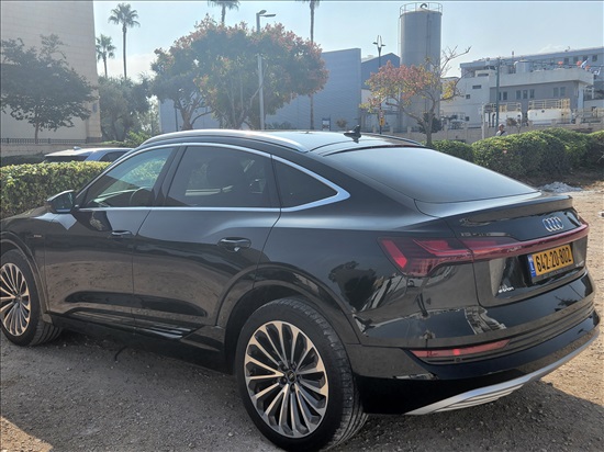 תמונה 4 ,אאודי E-TRON יד 1 2022 48000 ק"מ