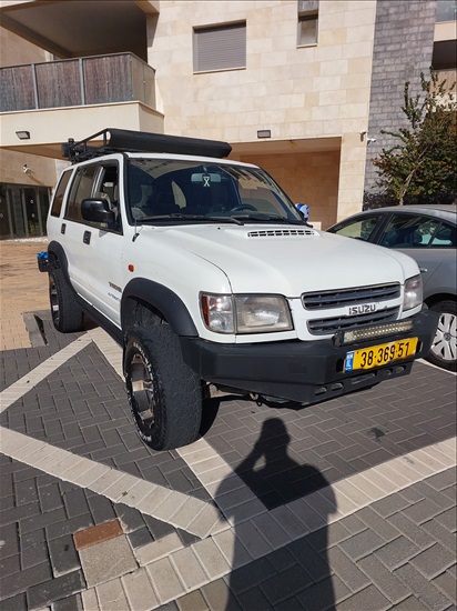 תמונה 3 ,איסוזו טרופר יד 4 2003 370000 ק"מ