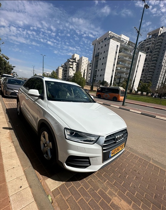תמונה 2 ,אאודי Q3 יד 2 2017 80000 ק"מ