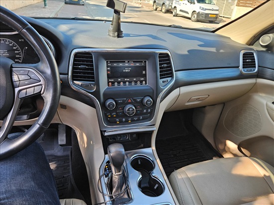 תמונה 8 ,ג`יפ גרנד צ`ירוקי יד 1 2019 97000 ק"מ