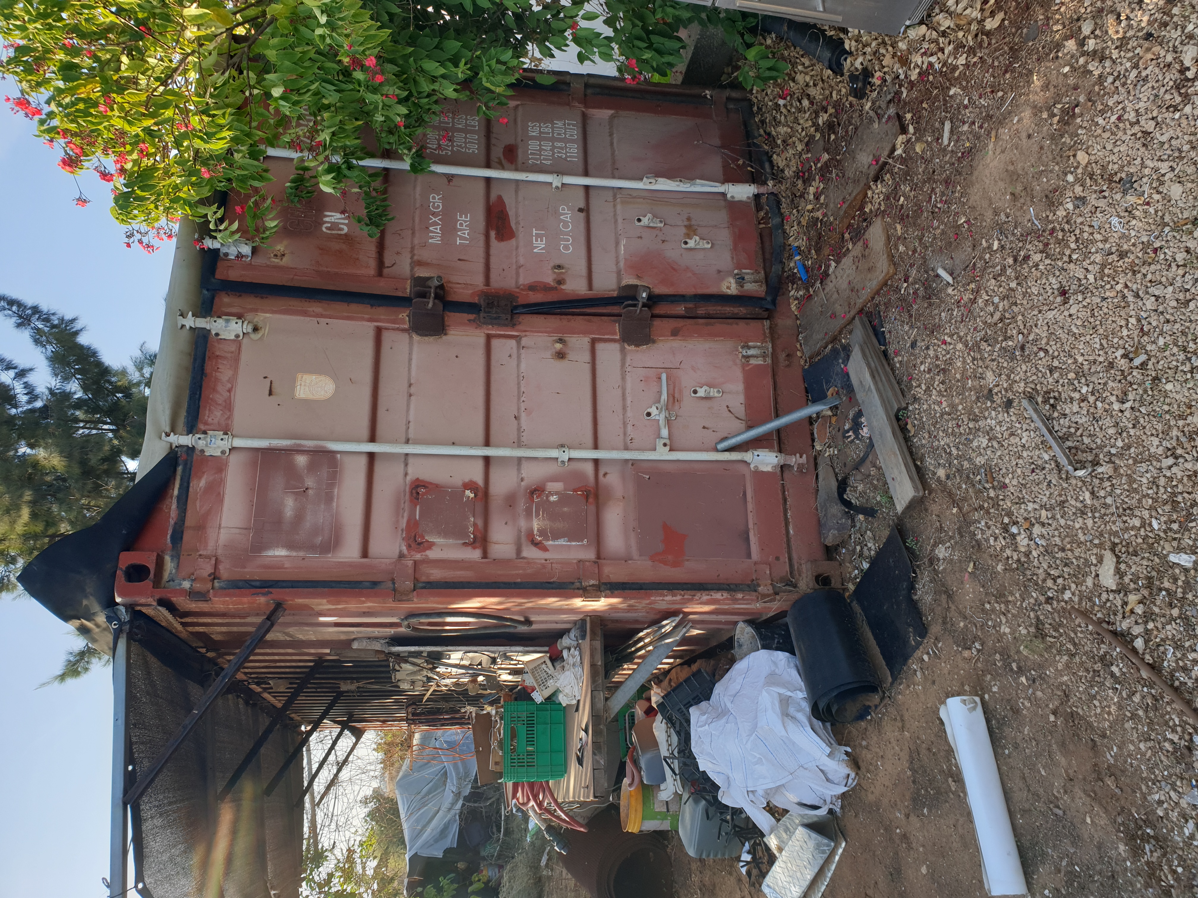 תמונה 1 ,מכולה 6 מטר  למכירה בחדרה מבנים ניידים  אחר