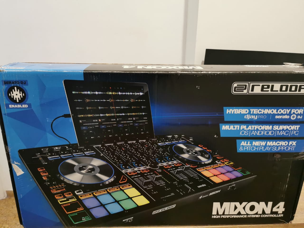 תמונה 1 ,Reloop DJ Controller Mixon 4a למכירה בRaj ציוד לדיג'יי ואולפנים  מיקסר