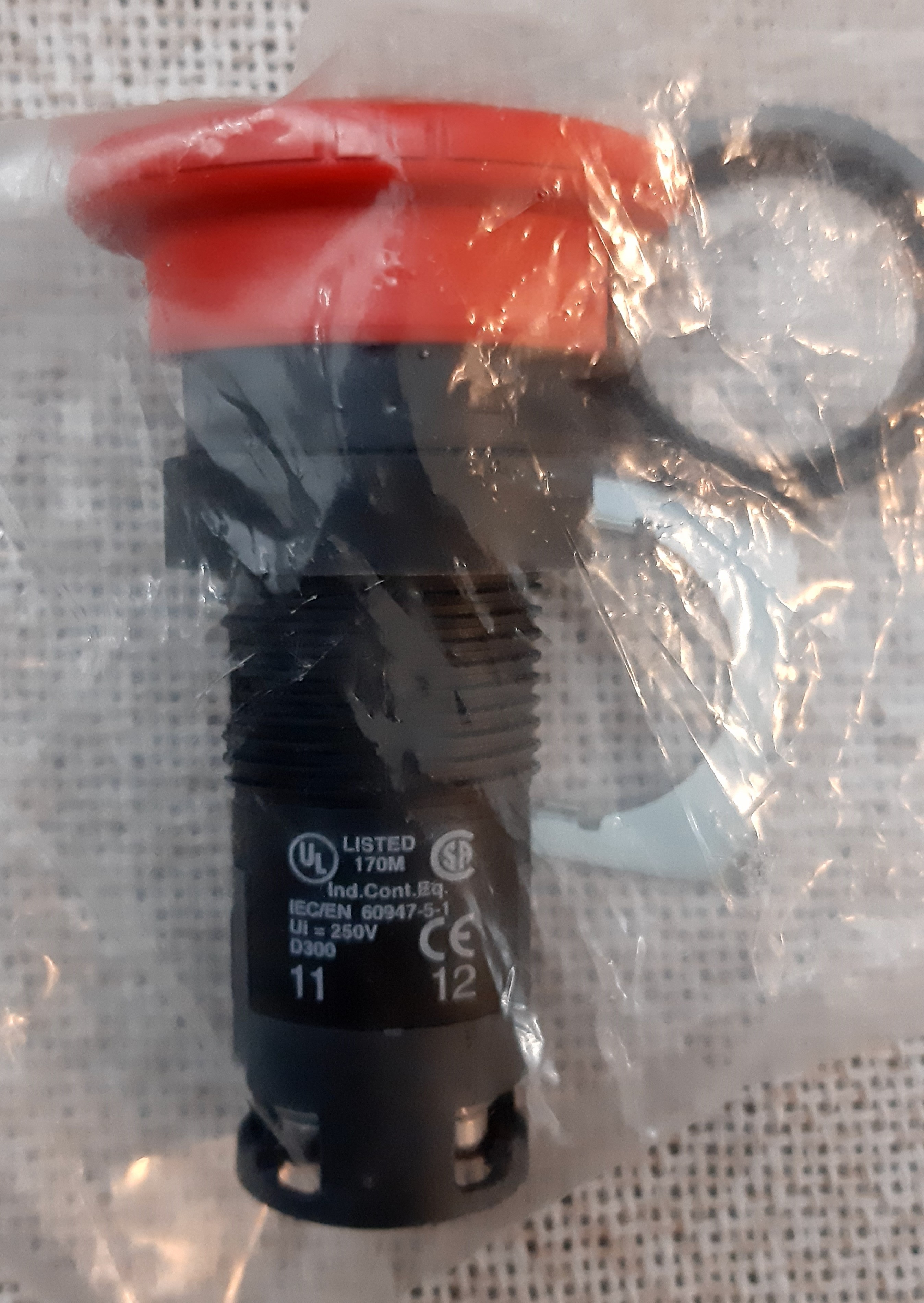 תמונה 1 ,מפסק חרום למטחנה ראש 22 SPAR למכירה בהוד השרון ציוד לעסקים  מכונת מזון