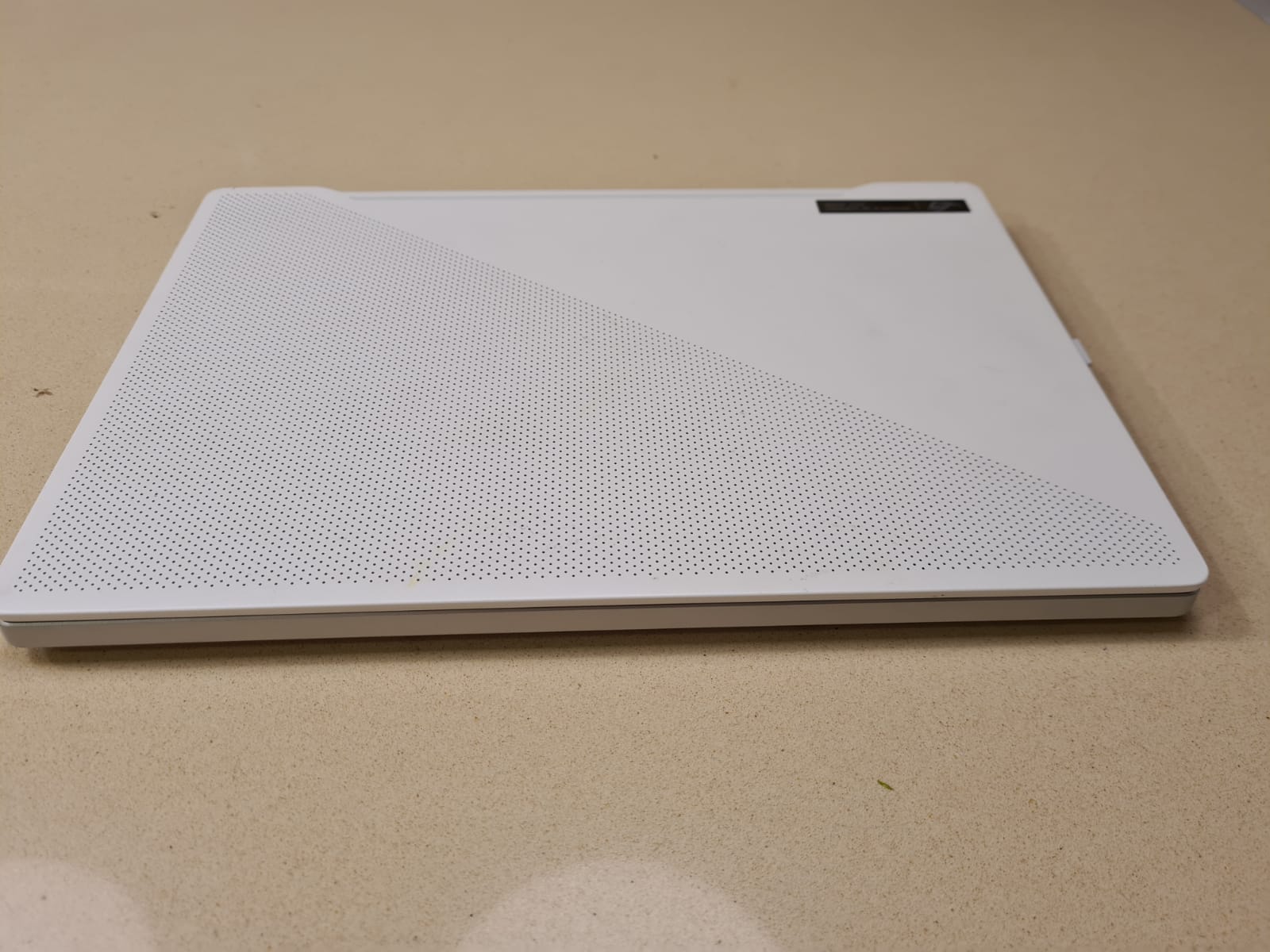 תמונה 4 ,מחשב נייד גיימינג Asus מטורף למכירה בGIVAT SHMUEL מחשבים וציוד נלווה  מחשב נייד