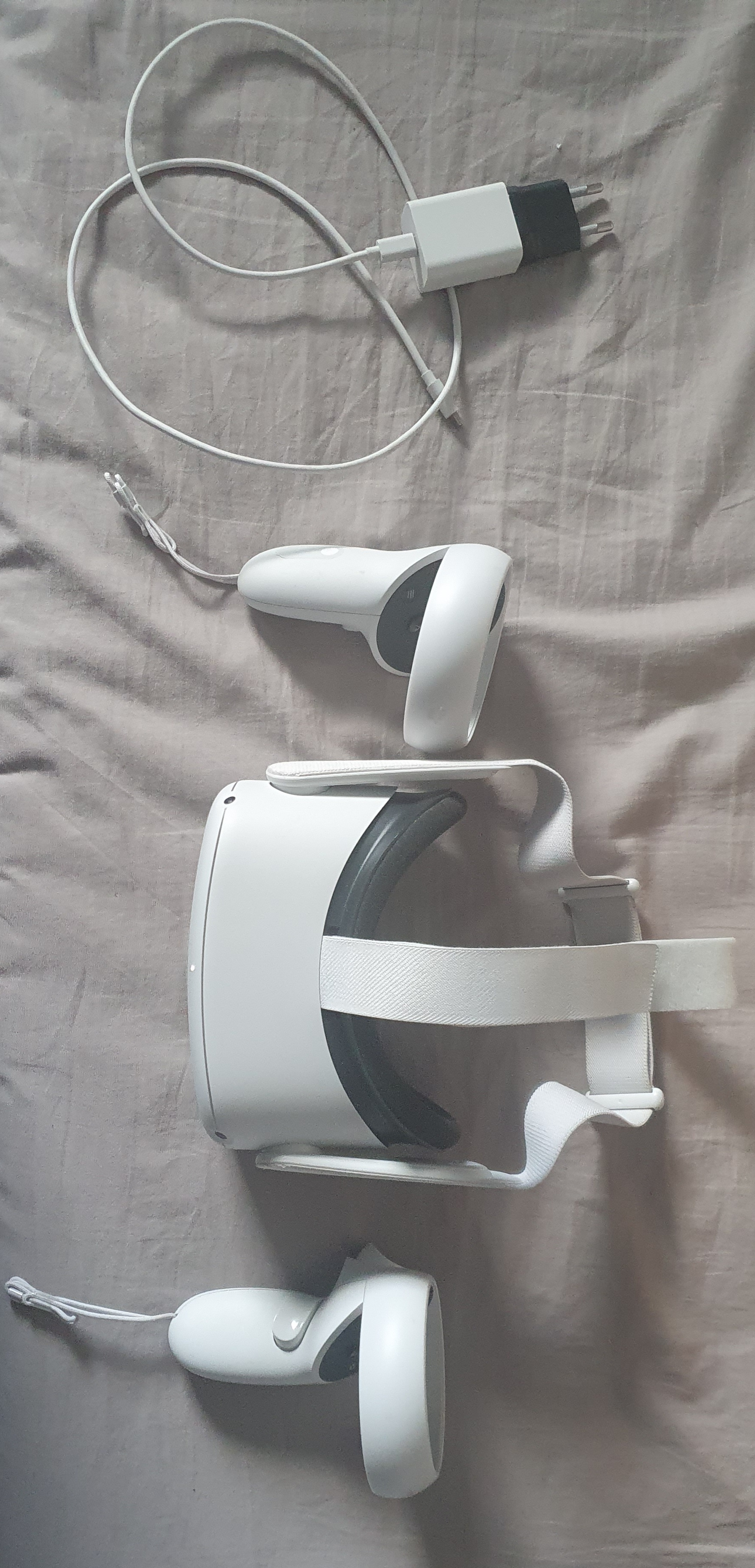 תמונה 2 ,Oculus quest 2 128GB  למכירה באשקלון משחקים וקונסולות  אביזרים