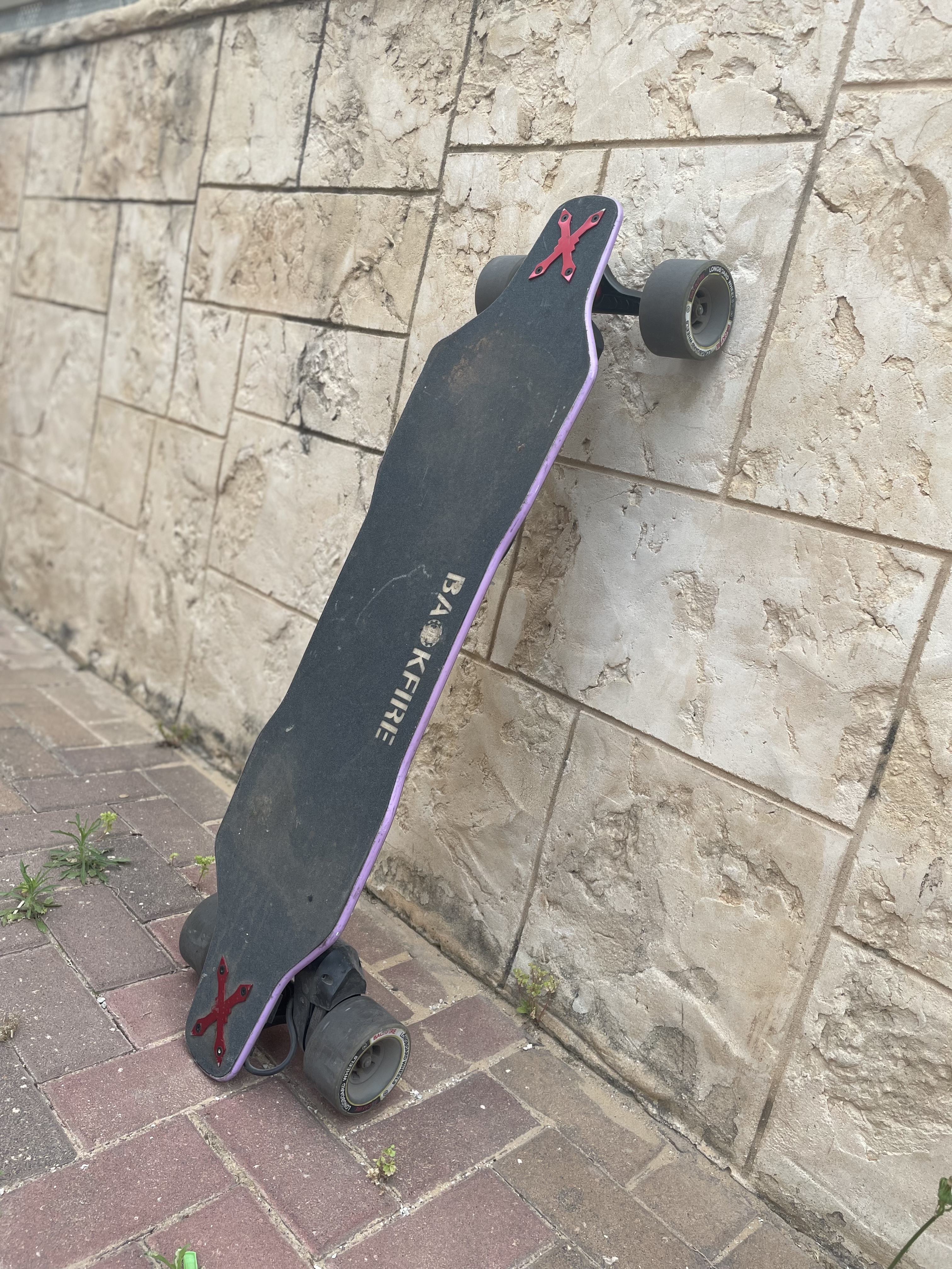 תמונה 1 ,לנוגבורד חשמלי למכירה בנתניה ציוד ספורט  סקייטבורד