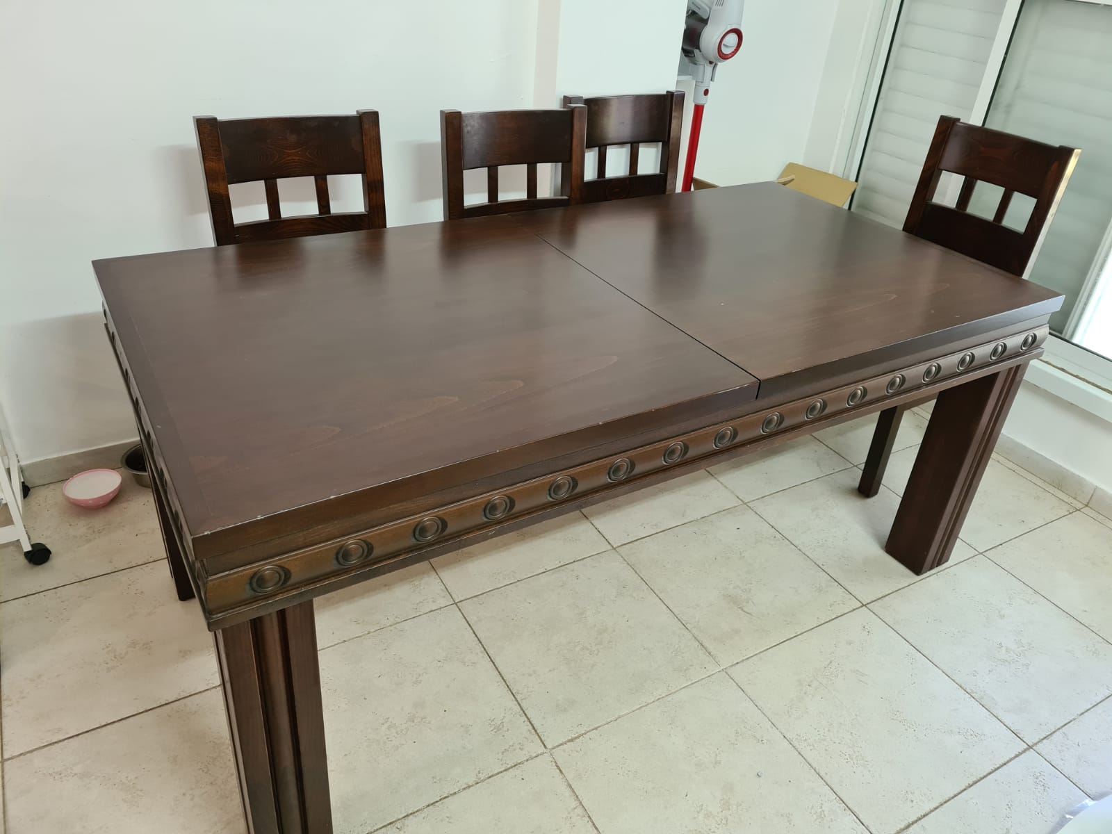 תמונה 1 ,שולחן אוכל למכירה בהרצליה ריהוט  שולחנות