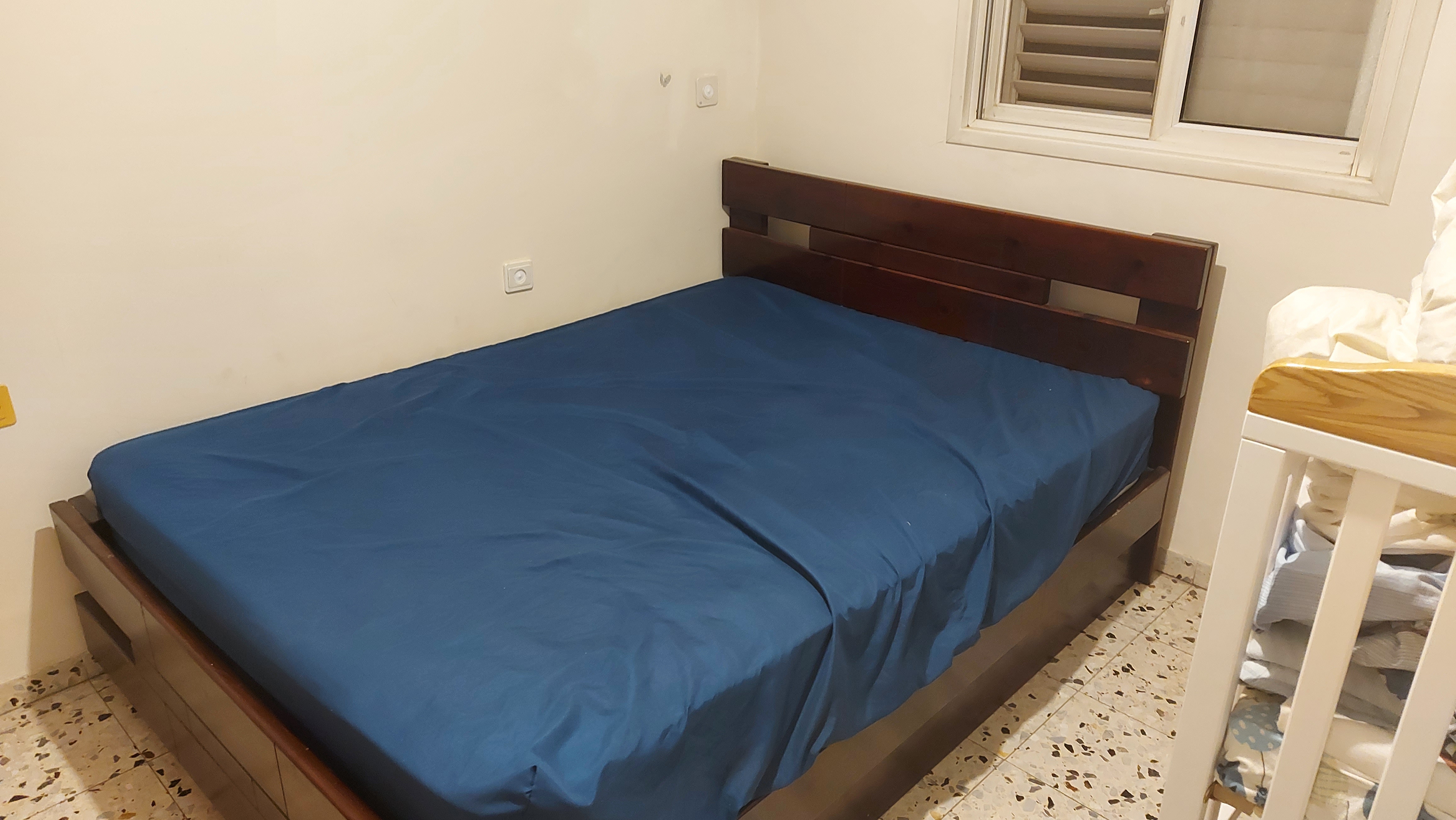 תמונה 2 ,מיטה זוגית + מיזרון למכירה ברחובות ריהוט  מיטות