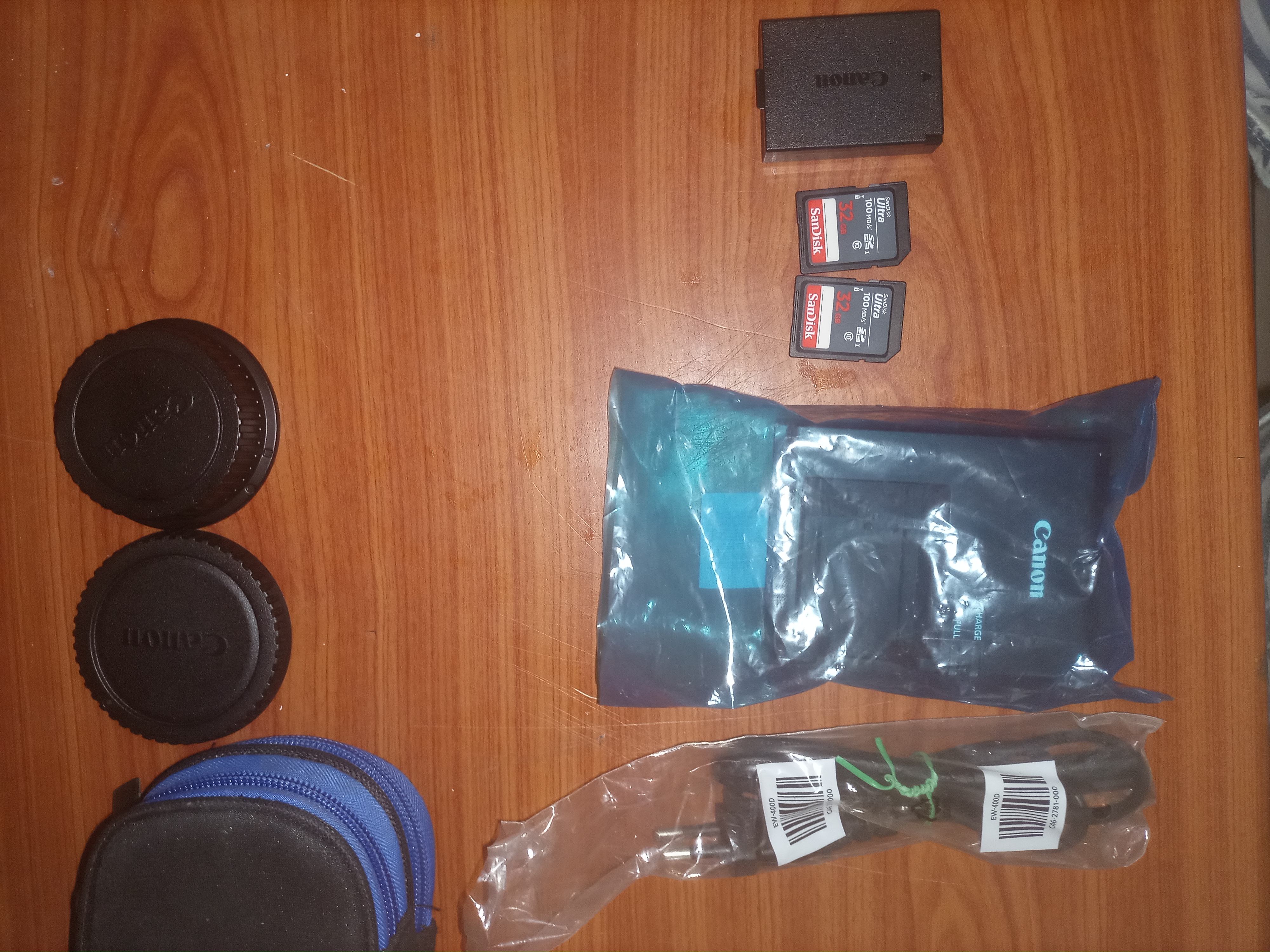 תמונה 7 ,Canon 4000D למכירה בקרית אתא צילום  מצלמת סטילס