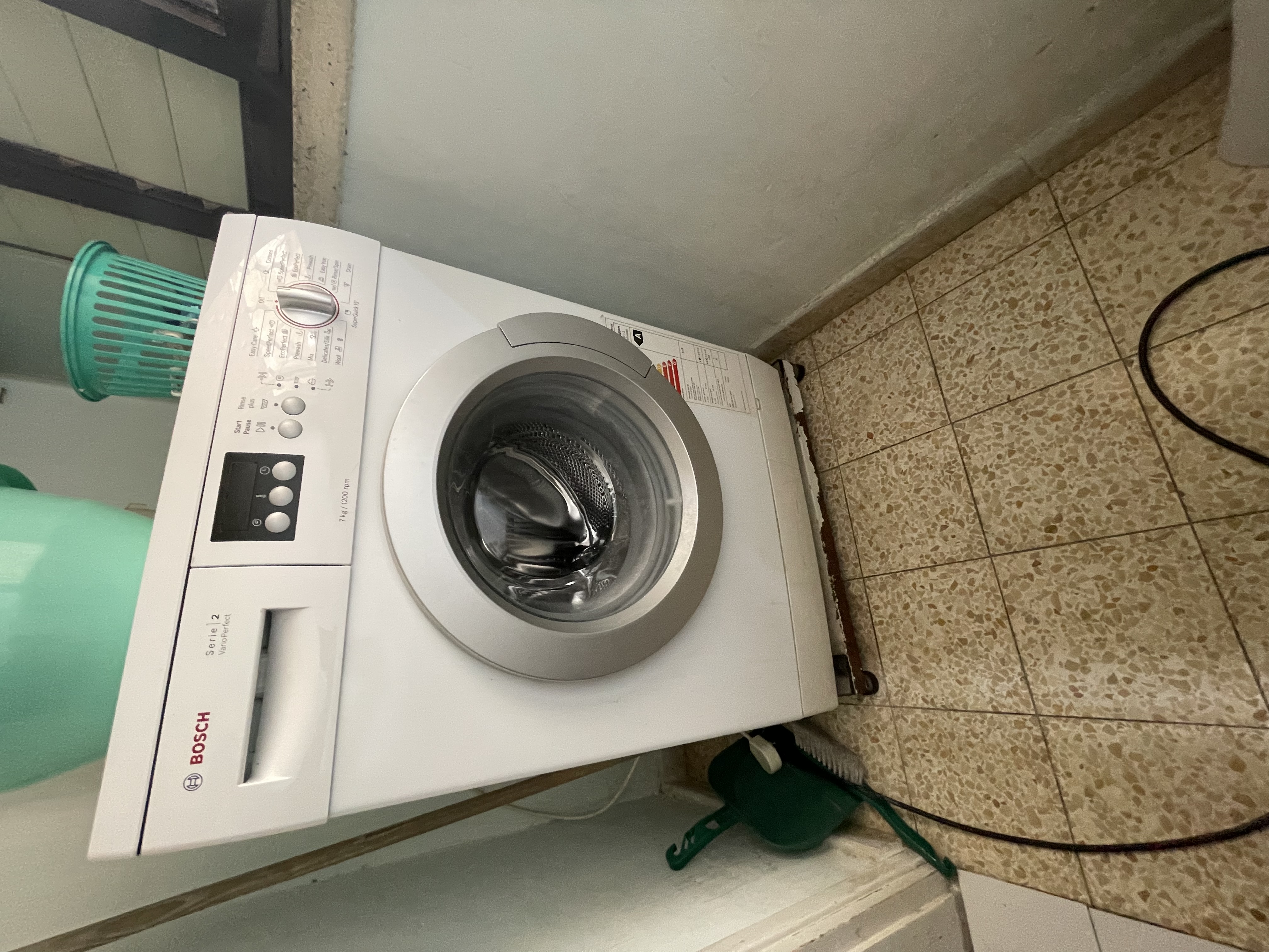 תמונה 1 ,מכונת כביסה bosh למכירה בהרצליה מוצרי חשמל  מכונת כביסה