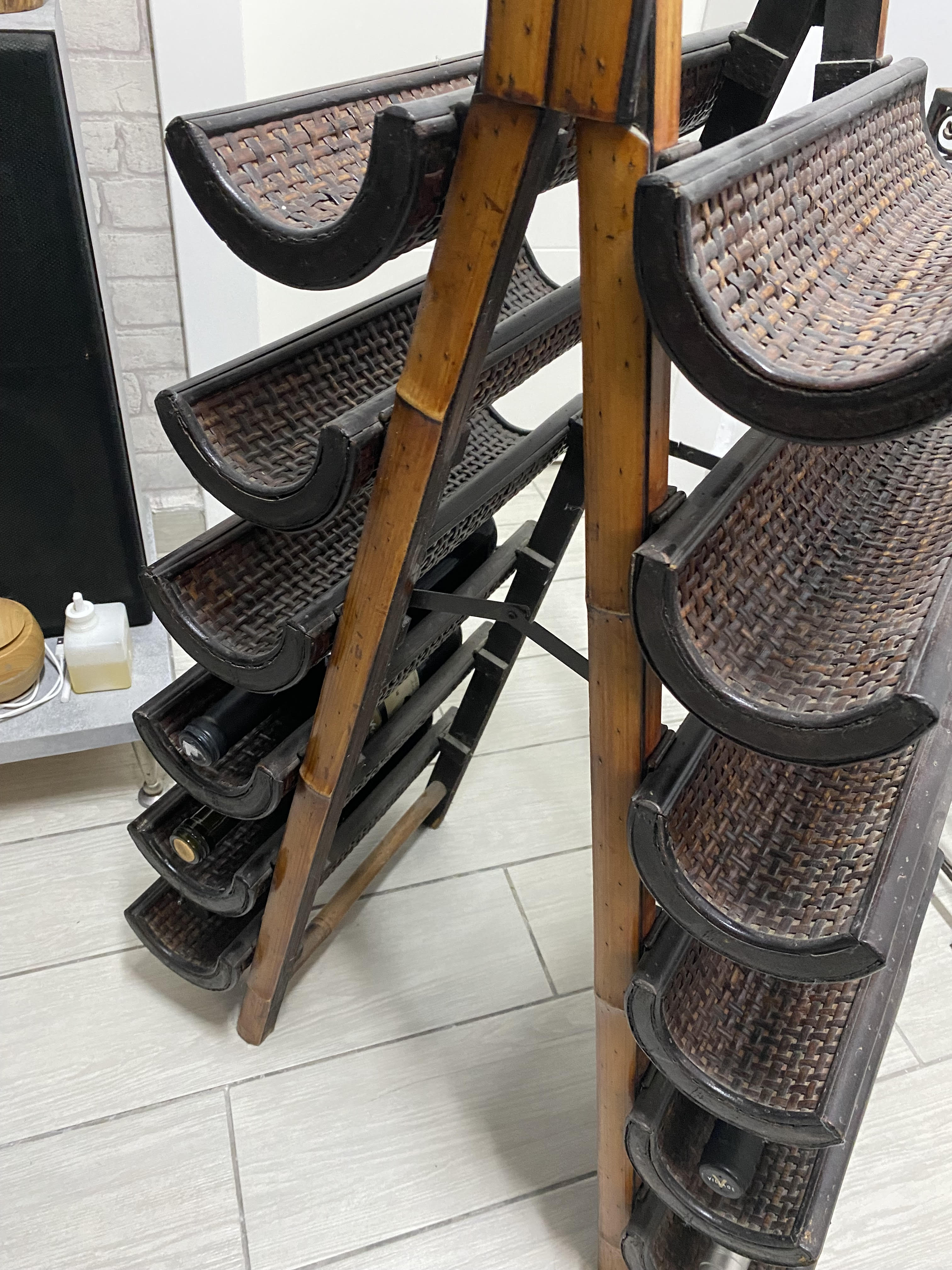 תמונה 3 ,מעמד יינות  למכירה במעלה אדומים ריהוט  ריהוט עתיק