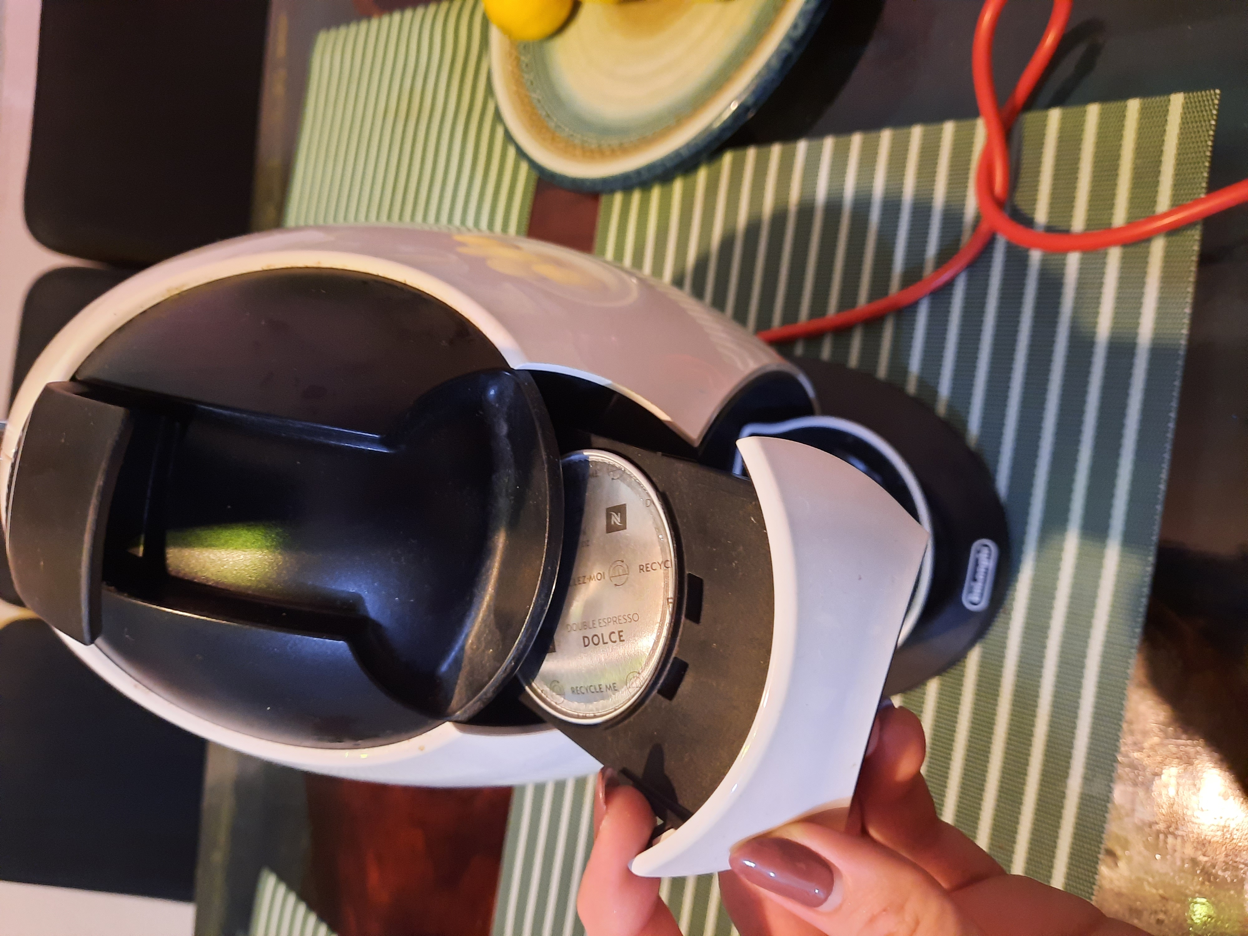 תמונה 3 ,Nescafe Dolce Gusto capsul למכירה בתל אביב מוצרי חשמל  מכונת קפה
