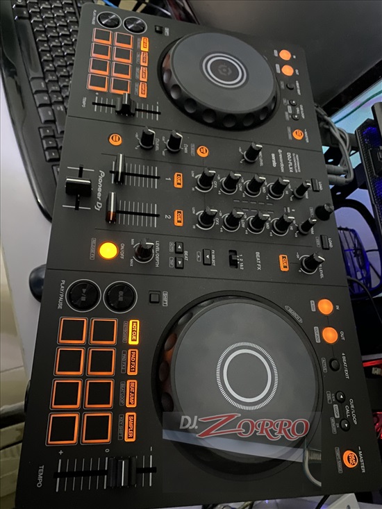 תמונה 1 ,קונטרולר Pioneer DDJ-FLX4 למכירה בתל אביב ציוד לדיג'יי ואולפנים  פלטות דיג'יי
