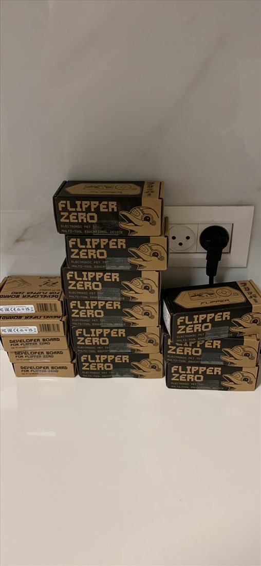 תמונה 1 ,פלייפר זירו /flipperzero למכירה בראשון לציון מוצרי חשמל  שונות