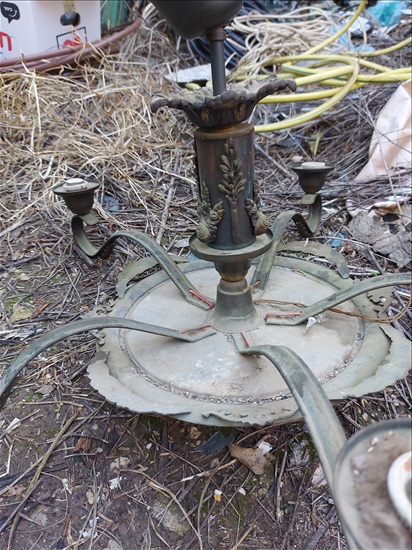 תמונה 2 ,נברשת  למכירה בבקוע אספנות  ענתיקות