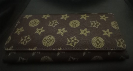 תמונה 1 ,ארנק של Louis vuitton למכירה בחיפה ביגוד ואביזרים  ארנקים