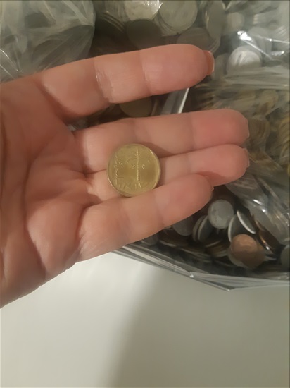תמונה 5 ,מטבעות ואגורות למכירה  למכירה בירושלים אספנות  מטבעות ושטרות