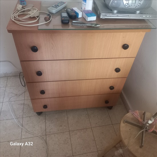 תמונה 2 ,מזנון  ויטרינה ושידה קומודה למכירה בחולון  ריהוט  מזנון/ ויטרינה