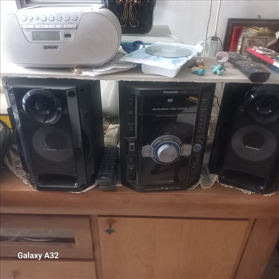 תמונה 6 ,מזנון  ויטרינה ושידה קומודה למכירה בחולון  ריהוט  מזנון/ ויטרינה