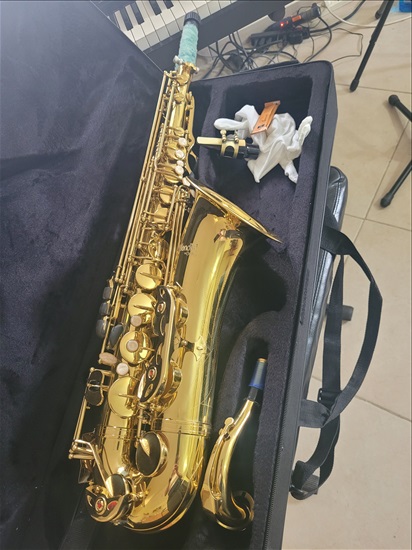 תמונה 1 ,סקסופון טנור Mendini כמחדש. למכירה ברחובות כלי נגינה  סקסופון
